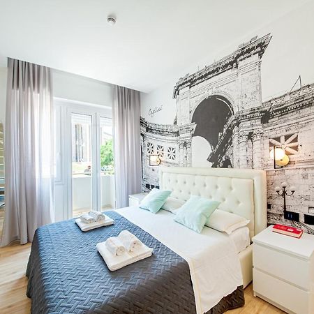 Eleonore Elegant Room Suite Cagliari Luaran gambar